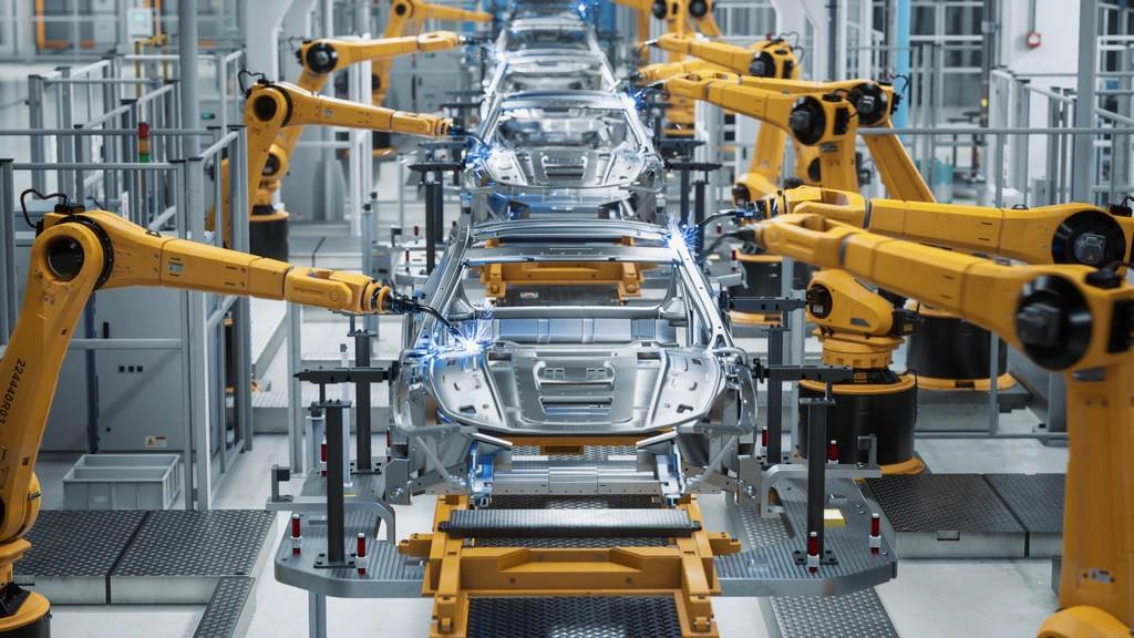 Módulos de linha de produção industrial preparados para embarque