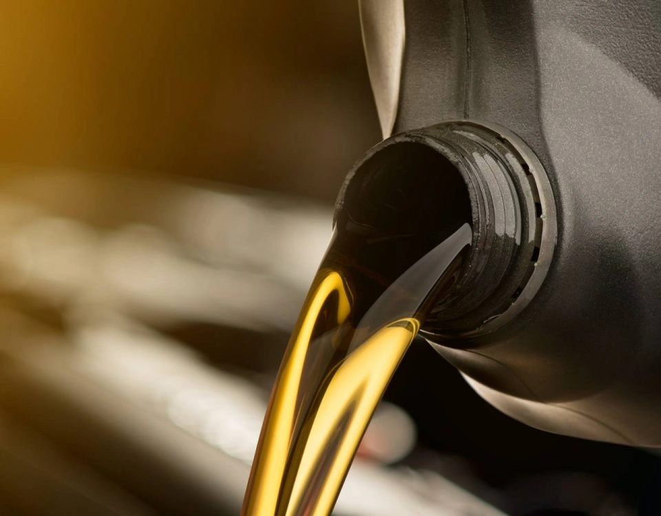 Drums and packaging of lubricants and industrial fluids prepared for shipment